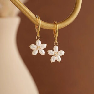freshwater pearl earrings