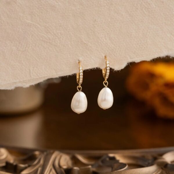 natural freshwater pearl earrings