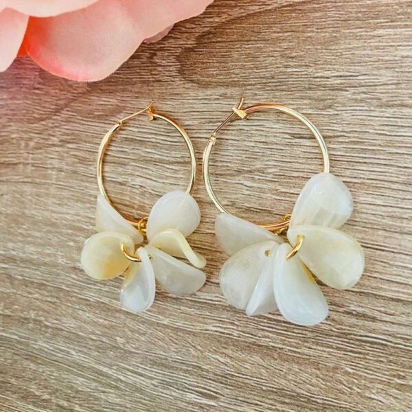 fanny petal earrings