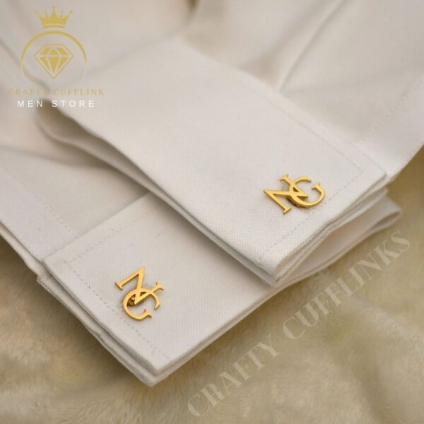 custom groomsmen gifts
